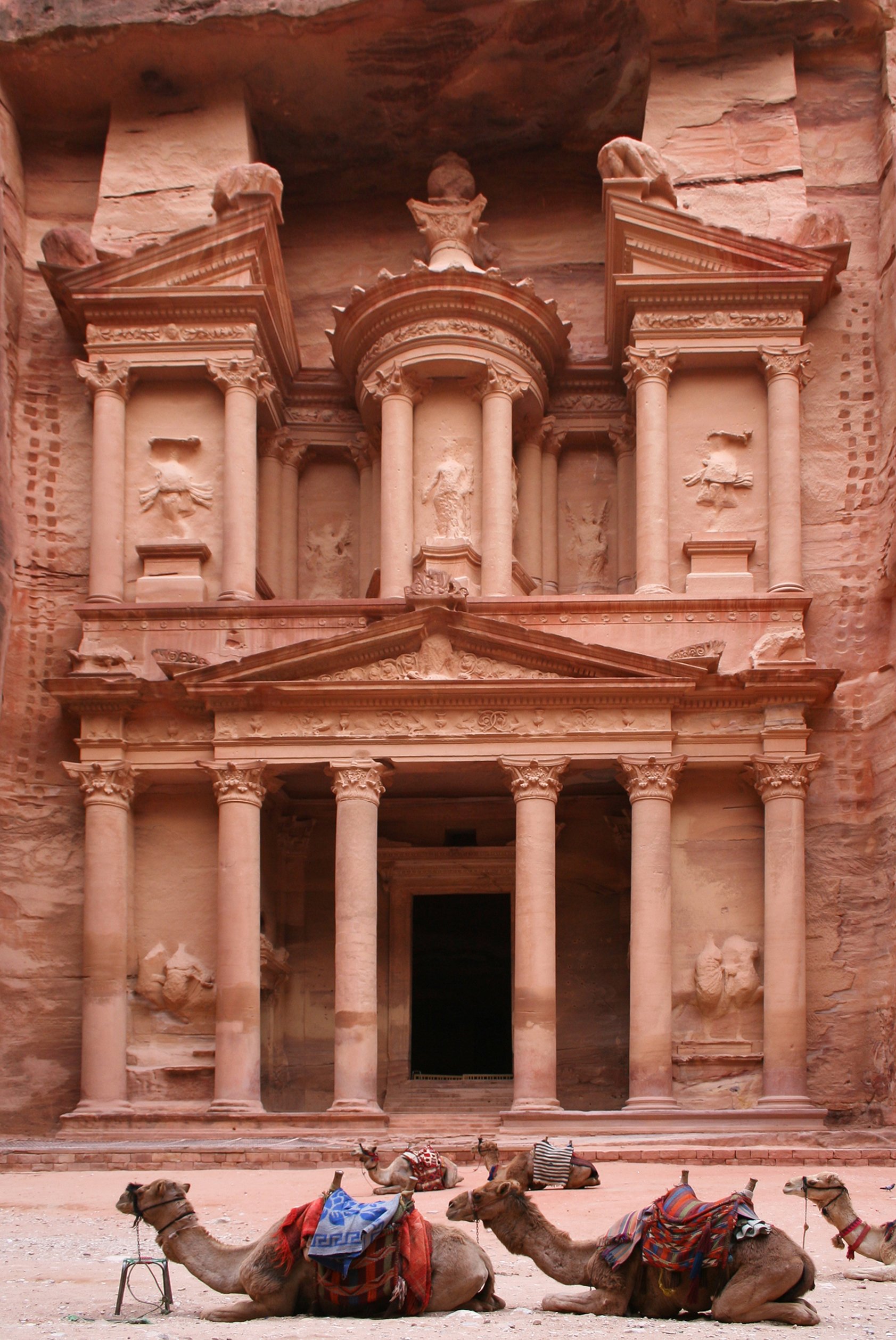 Al-Khazneh (The Treasury) at Petra, Jordan—a UNESCO World Heritage Site and iconic Nabatean rock-cut monument.